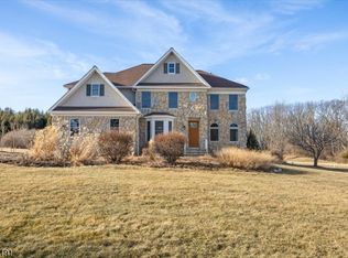 290 Pittstown Rd, Pittstown, NJ 08867