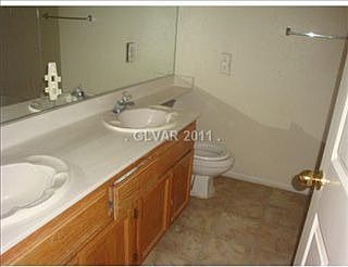 5th image of 8329 Emerald Isle Ave