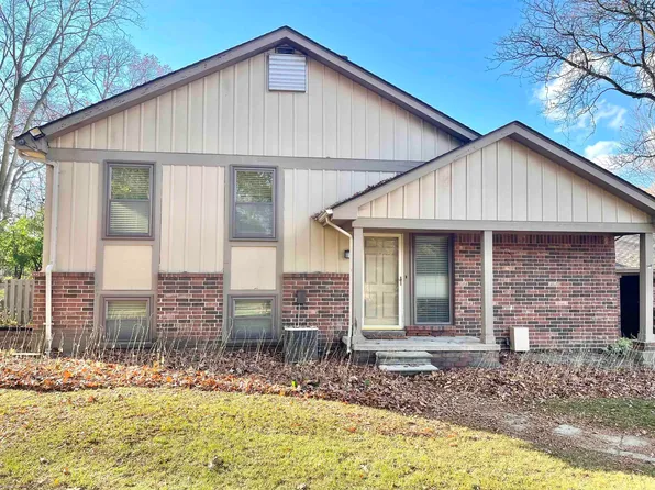 891 Lafayette Ct, Rochester, MI 48307