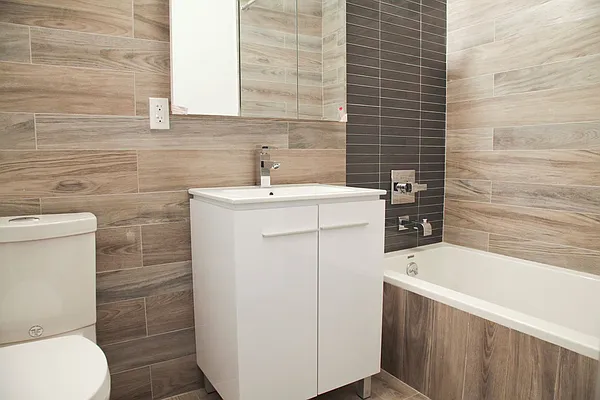 Rented by Gold-Stone Realty | media 4