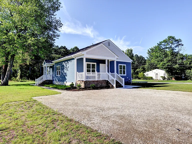 102 Magruder Ave — Photo 3