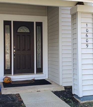 2nd image of 10609 Woodlawn Blvd