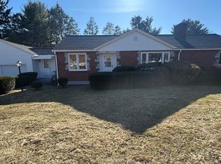 437 Salisbury St, Worcester, MA 01609