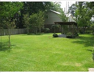 1st image of 70 Horseshoe Ln