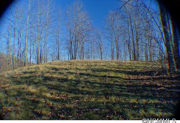2nd image of 18 Kalmia Dr