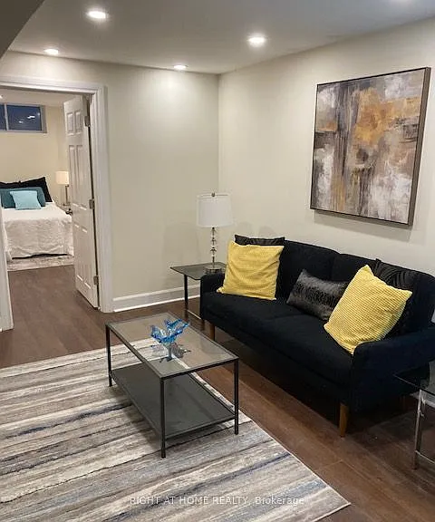 2064 Glenada Cres #BSMNT — Photo 4