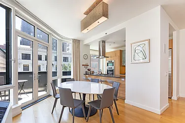 Rented by New York Casas Ltd.