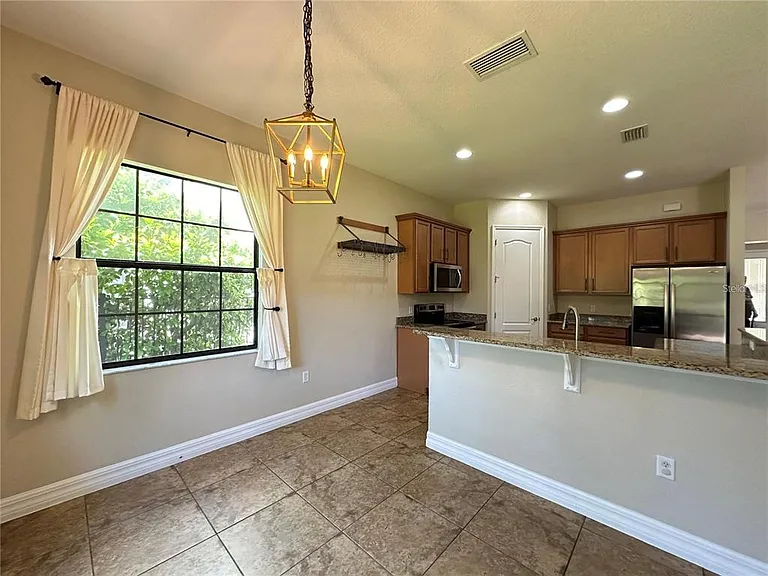 8244 Prestbury Dr — Photo 8