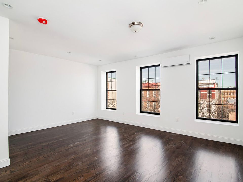 1st image of 2172A Fulton St #1