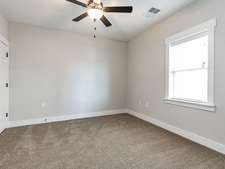 629 N. O'Neil St. — Photo 25