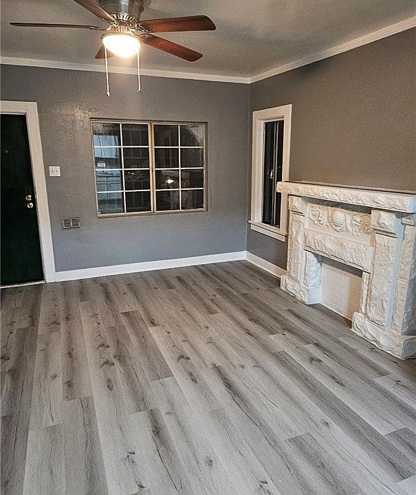 1st image of 535 W 54th St