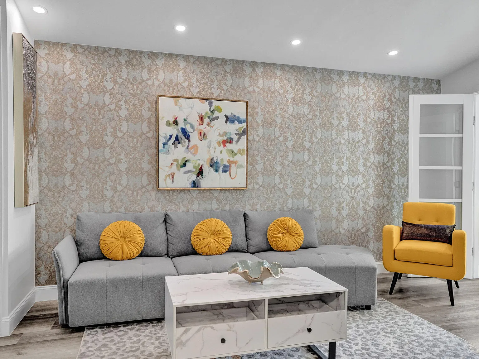 2 bed, 1.0 bath, 780 sqft, $2,350 — Photo 4