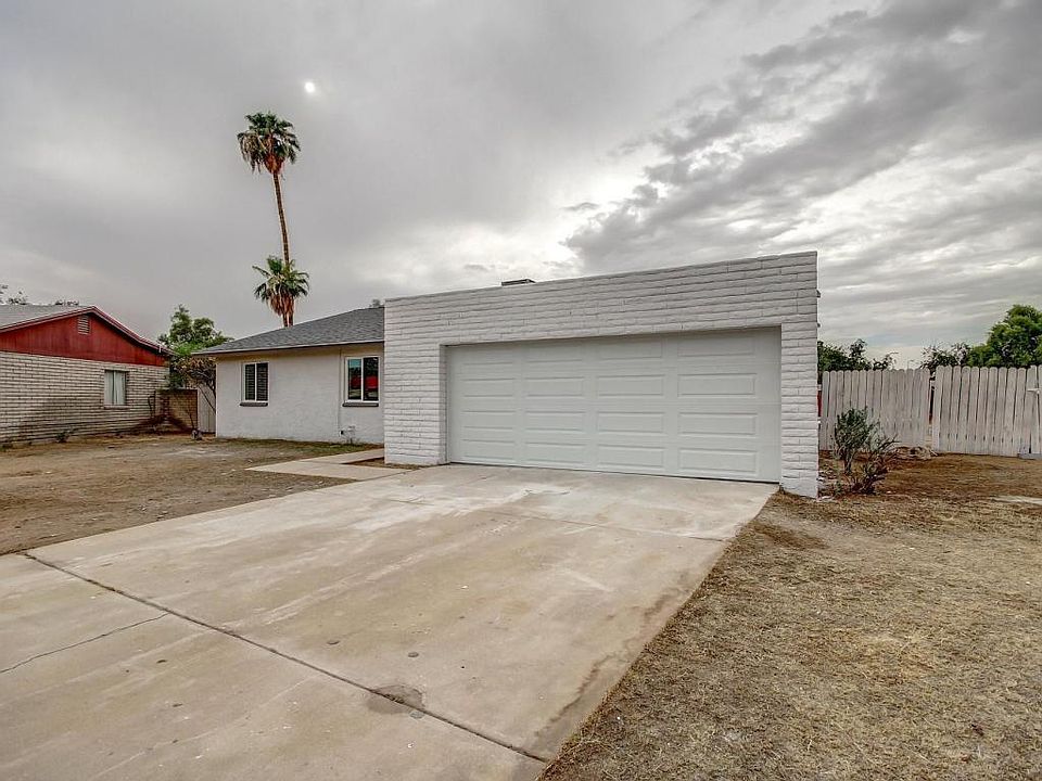 1st image of 10808 N 54th Cir