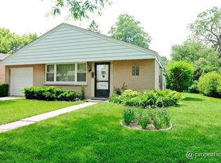 8734 Kedvale Ave, Skokie, IL