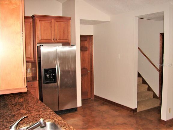 4th image of 11624 Lake Katherine Cir
