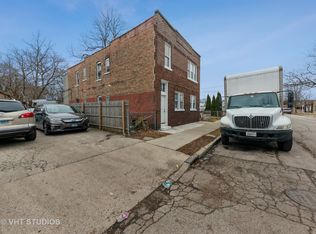 925 S Lincoln Ave, Waukegan, IL 60085