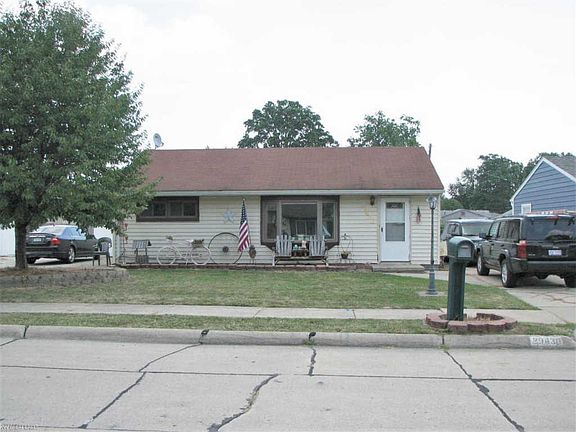 3rd image of 29430 McDonald St