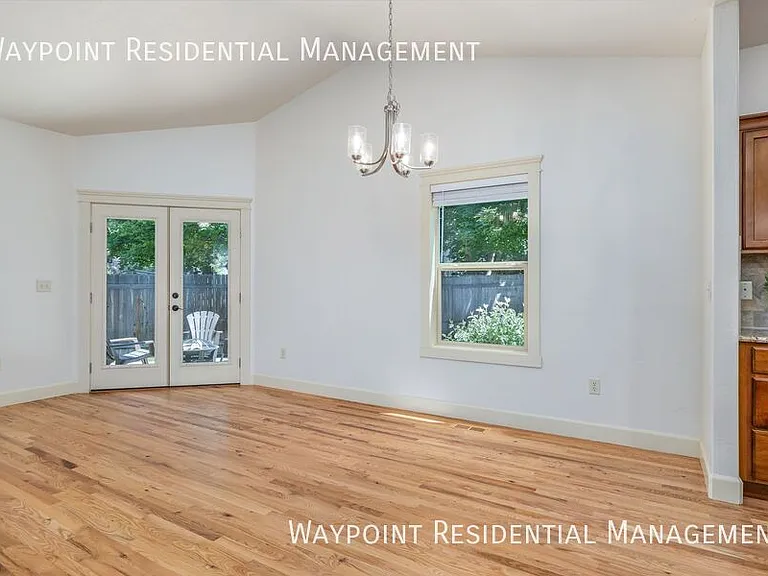 5956 N Bremerton Pl — Photo 15