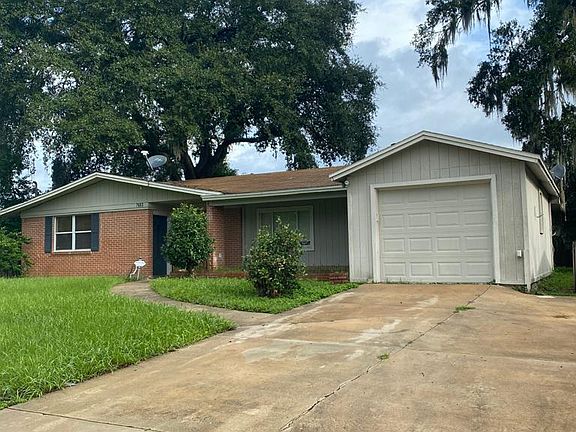 4th image of 7683 Rolling Hills Dr