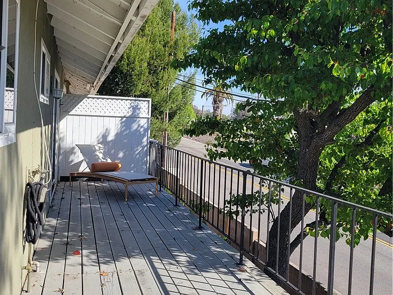 16862 Coach Ln — Photo 7