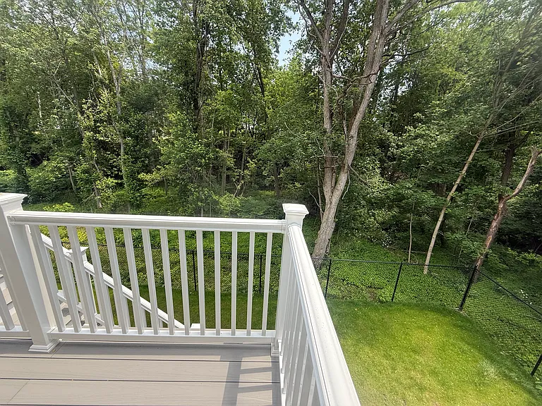 165 Canton St — Photo 12