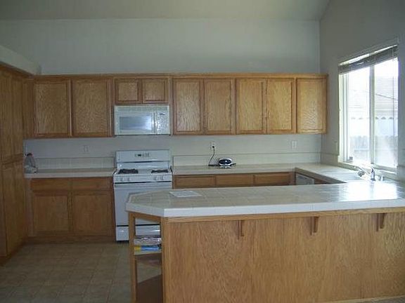 3rd image of 9768 Orpington Pl