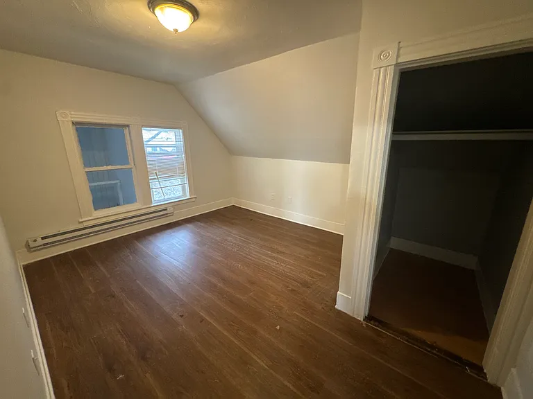44 Uxbridge St #3 — Photo 1