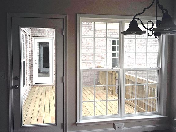 Breakfast Room to Back Porch