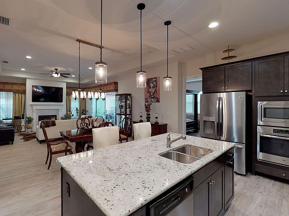 5th image of 2873 Bastia Ct