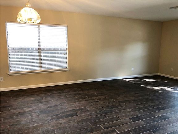 2nd image of 2614 Byfield Dr