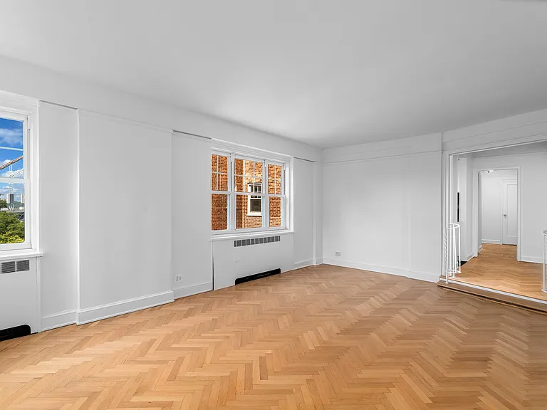 120 Cabrini Blvd #63 — Photo 9