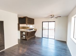 2115 Florida St APT 4, Huntington Beach, CA 92648