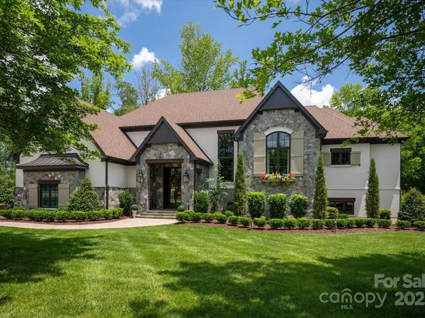 321 Skyecroft Way, Waxhaw, NC 28173