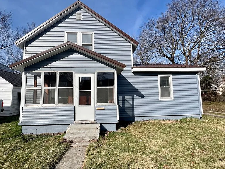 416 Henry St — Photo 1