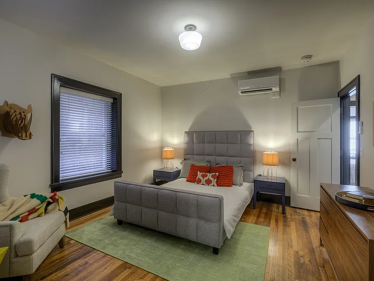 Colonial Hotel Apartments — Photo 10