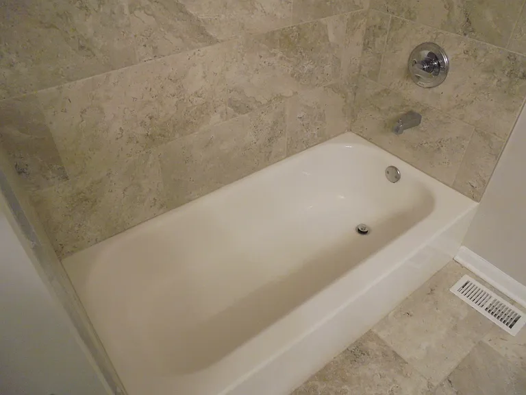 1847 Grandview Pl — Photo 29