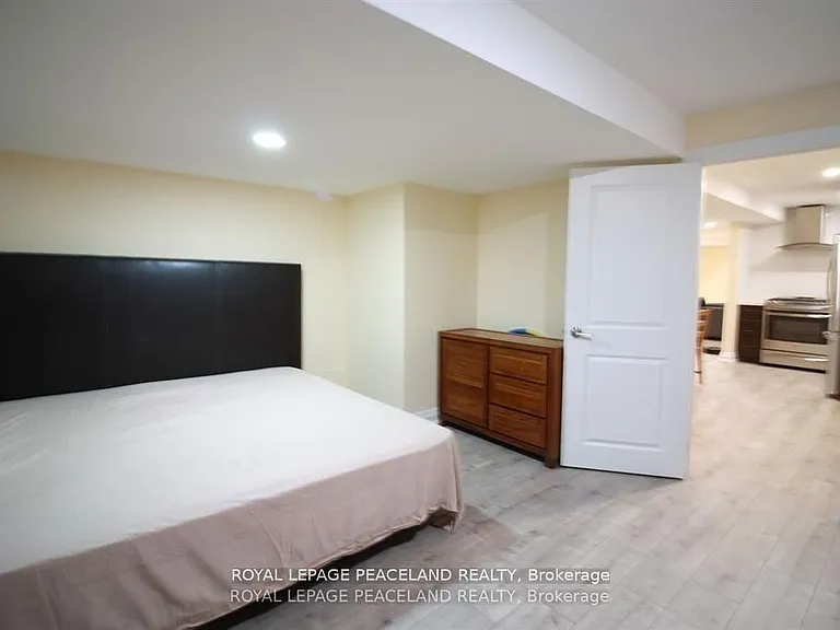 1855 Pilgrims Way — Photo 3