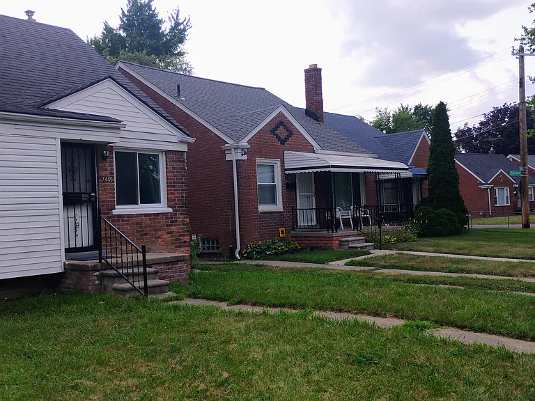 7447 Braile Ave — Photo 14