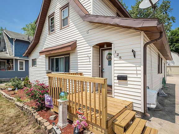 5th image of 125 35th St SE