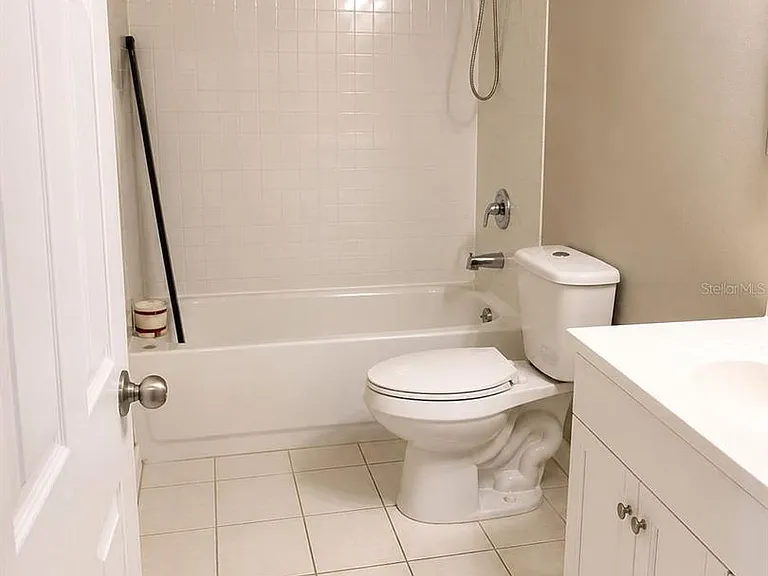 605 Northlake Blvd #9 — Photo 10