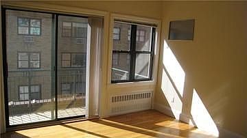 1st image of 226 E 70th St Ph D