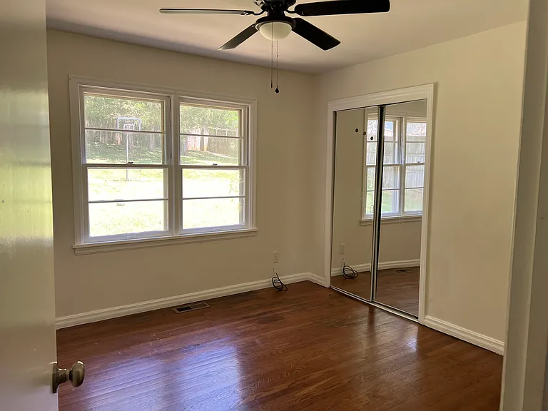 5205 Whitesburg Dr SE — Photo 7