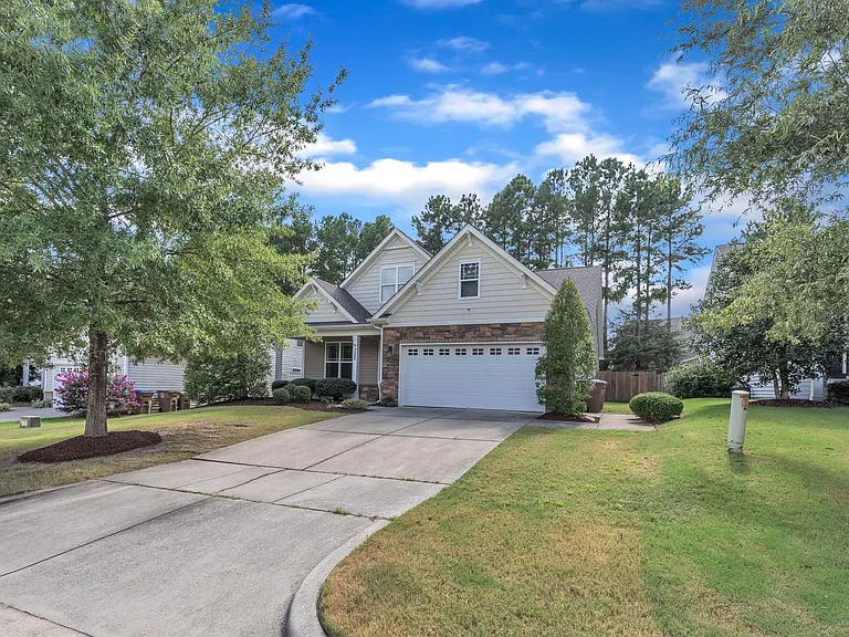 320 Trout Valley Rd — Photo 2