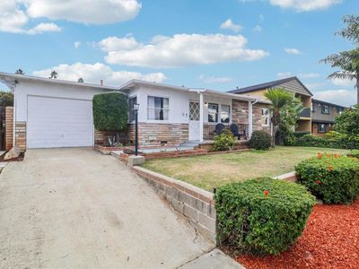 1906-1908 Broadway, Oceanside, CA, 92054