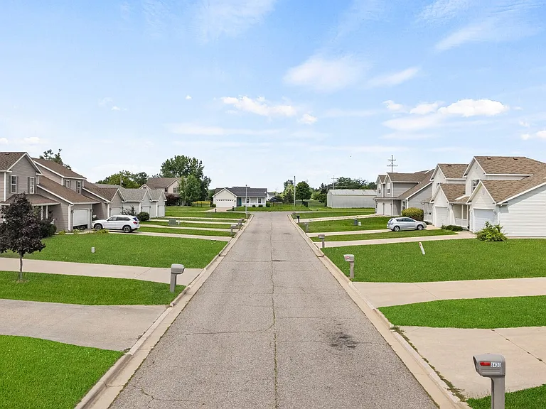 Freeland Rental Homes - Freeland/Bay City, MI — Photo 19