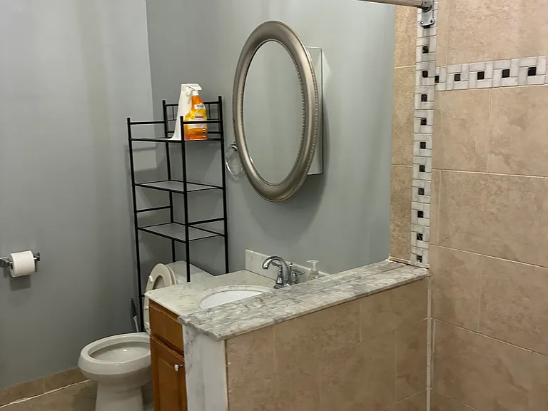 1939 Spring Garden St #1 — Photo 13