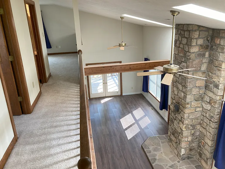 163 Hickory Ln — Photo 12