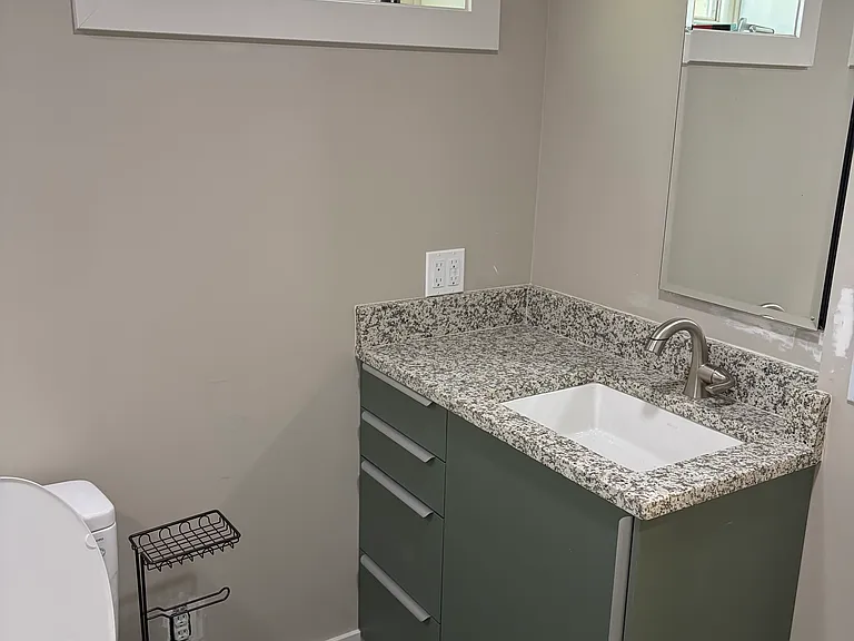 W Dakota Ave — Photo 10