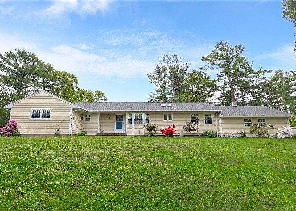 1st image of 80 Forest Avenue Ext
