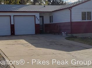 313 Locust Dr, Colorado Springs, CO 80907